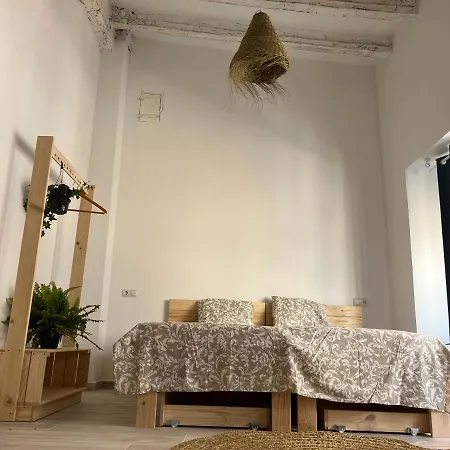 Bonita Loft C Junto Plaza Mayor, Les Muralles Apartment *