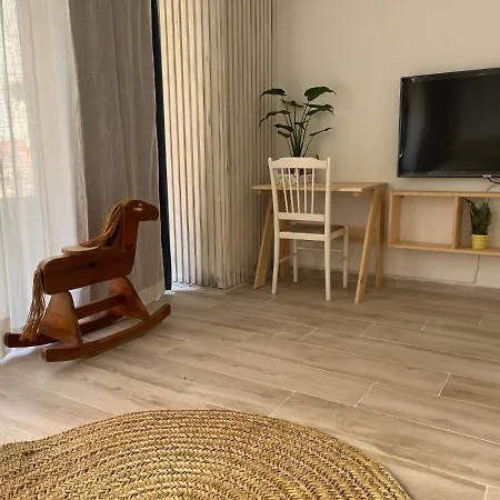 Bonita Loft C Junto Plaza Mayor, Les Muralles Apartment